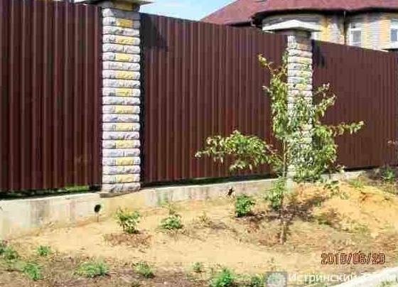 Построить забор из декоративных бетонных блоков в Истринском районе, Истре и Московской области, кладка столбов